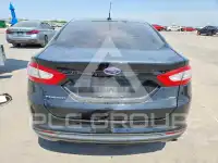 2016 Ford FUSION фото