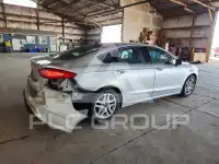 2016 Ford FUSION фото