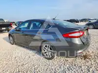 2016 Ford FUSION фото