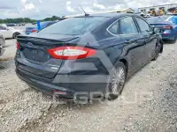 2016 Ford FUSION фото