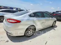 2016 Ford FUSION photo