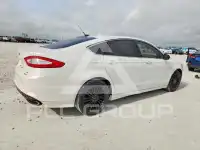 2016 Ford FUSION фото