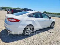 2016 Ford FUSION фото