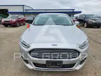 2016 Ford FUSION photo