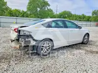 2016 Ford FUSION фото