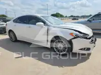 2016 Ford FUSION фото