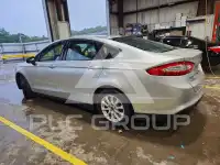 2016 Ford FUSION фото