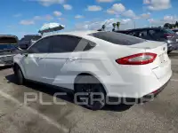 2016 Ford FUSION фото