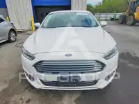 2016 Ford FUSION фото