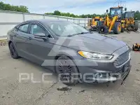 2016 Ford FUSION photo