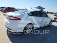 2016 Ford FUSION photo