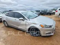 2016 Ford FUSION фото