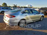 2016 Ford FUSION photo