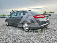 2016 Ford FUSION photo