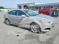 2016 Ford FUSION photo