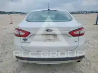 2016 Ford FUSION фото