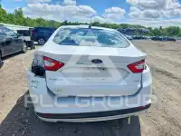 2016 Ford FUSION фото