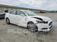 2016 Ford FUSION фото