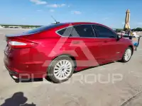 2016 Ford FUSION photo