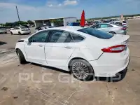 2016 Ford FUSION photo