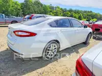 2016 Ford FUSION фото