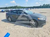 2016 Ford FUSION photo