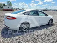 2016 Ford FUSION photo