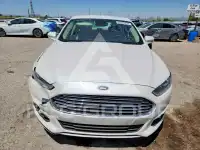 2016 Ford FUSION фото