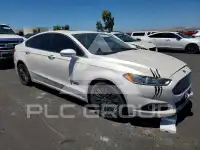 2016 Ford FUSION фото