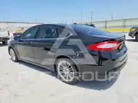 2016 Ford FUSION photo
