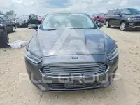 2016 Ford FUSION фото