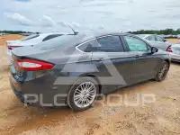 2016 Ford FUSION photo