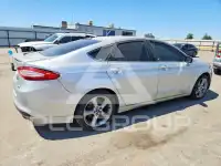 2016 Ford FUSION фото