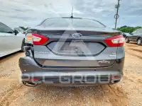 2016 Ford FUSION photo