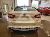 2016 Ford FUSION фото