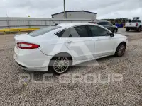 2016 Ford FUSION фото