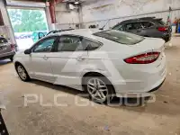 2016 Ford FUSION фото
