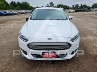 2016 Ford FUSION фото