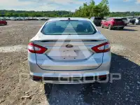 2016 Ford FUSION фото