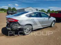 2016 Ford FUSION фото
