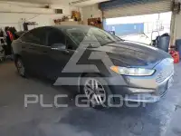 2016 Ford FUSION фото