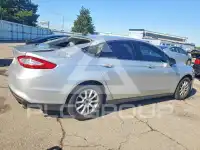 2016 Ford FUSION фото