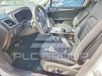 2016 Ford FUSION фото