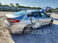 2016 Ford FUSION фото