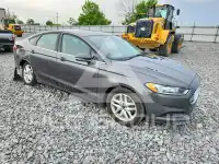 2016 Ford FUSION photo