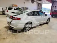 2016 Ford FUSION фото
