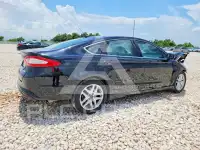2016 Ford FUSION фото