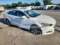 2016 Ford FUSION photo