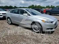 2016 Ford FUSION photo