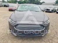 2016 Ford FUSION фото